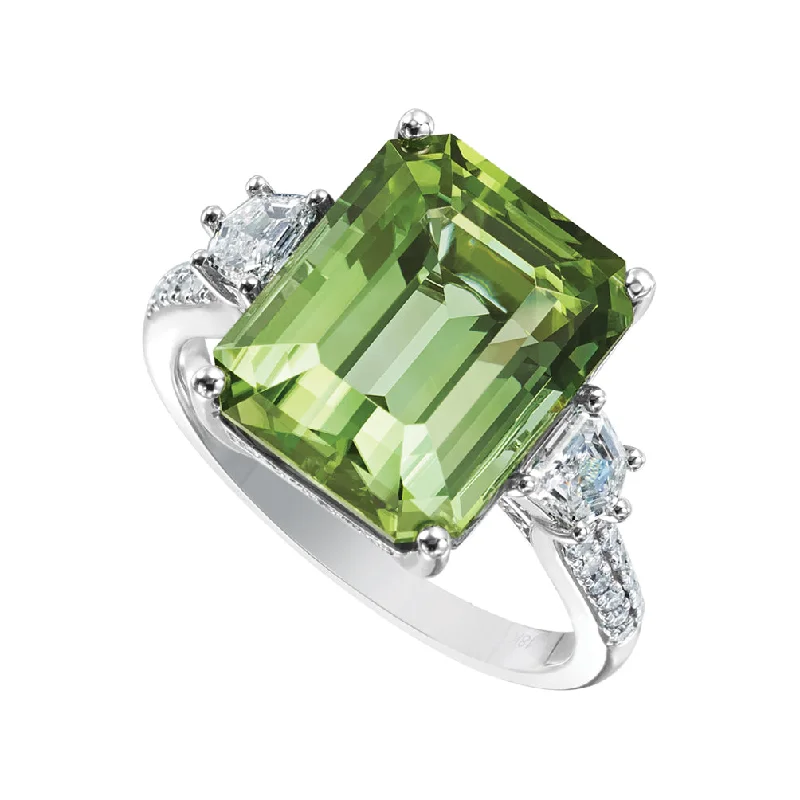 black stainless steel signet ring 18KW TOURMALINE & DIAMOND RING TOUR=8.34 D=.81 GH/SI
