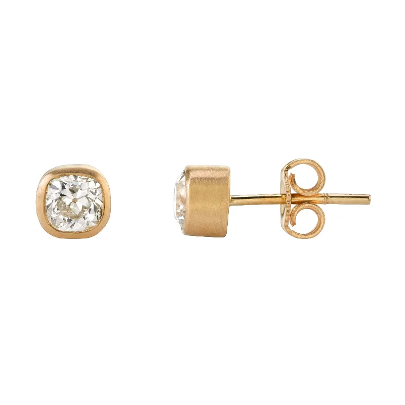 unique zodiac constellation necklace LAURA STUDS