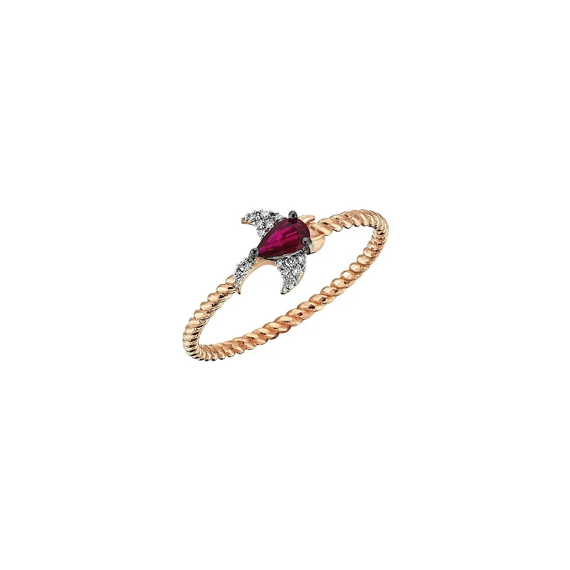 simple gold stacking rings Manta Ring
