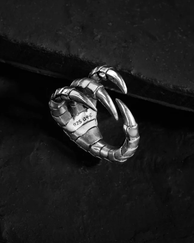 silver Celtic knot necklace Quell Claw Ring