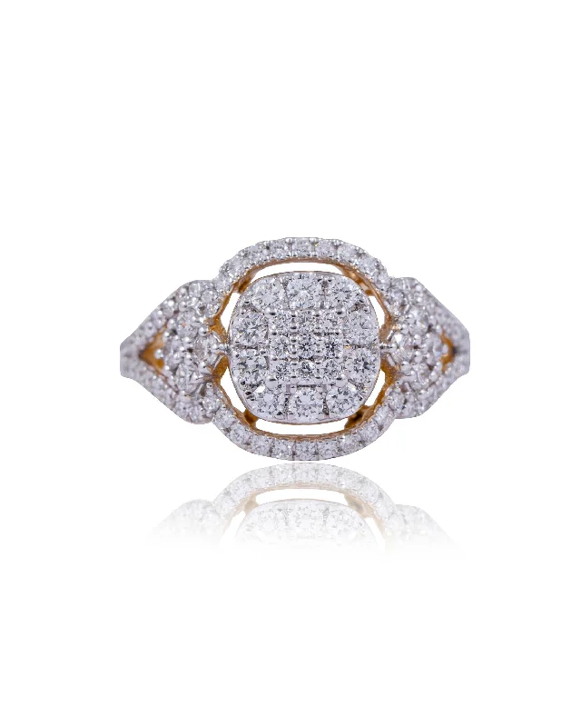 oval blue sapphire ring Diamond Ring