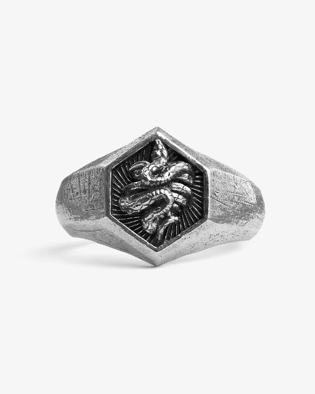 classic wedding set with diamonds The Sinner Ring