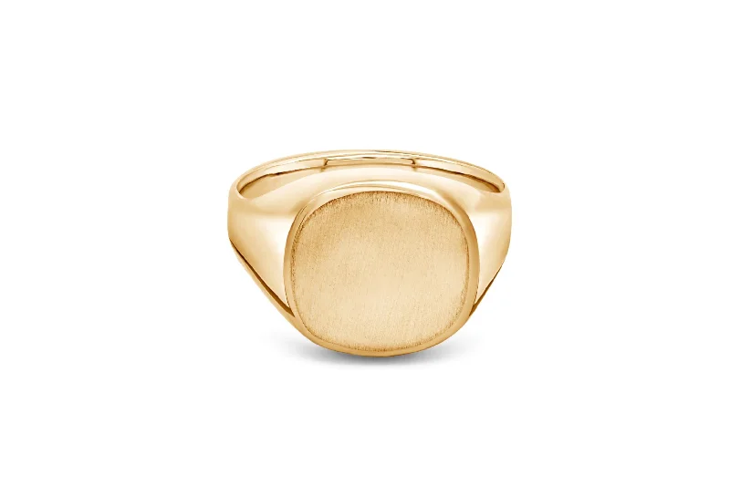 hammered sterling silver band Yellow Gold Signet Ring