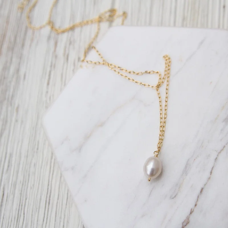 men’s silver ring with onyx Big Pearl on Chain Necklace - Gold Vermeil
