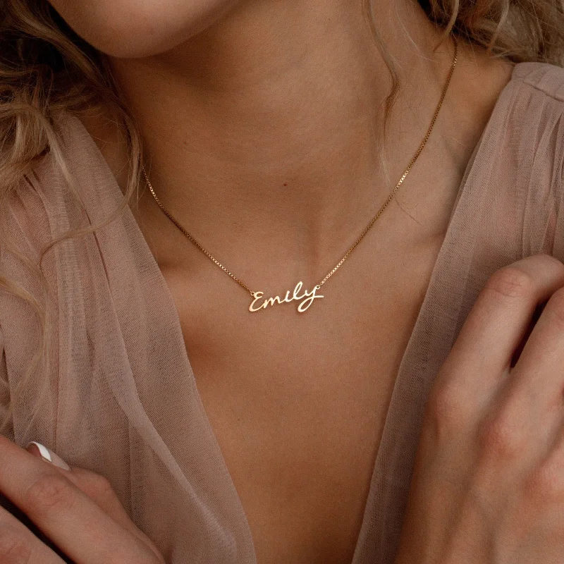crystal-studded gold ring Callie Name Necklace in Box Chain