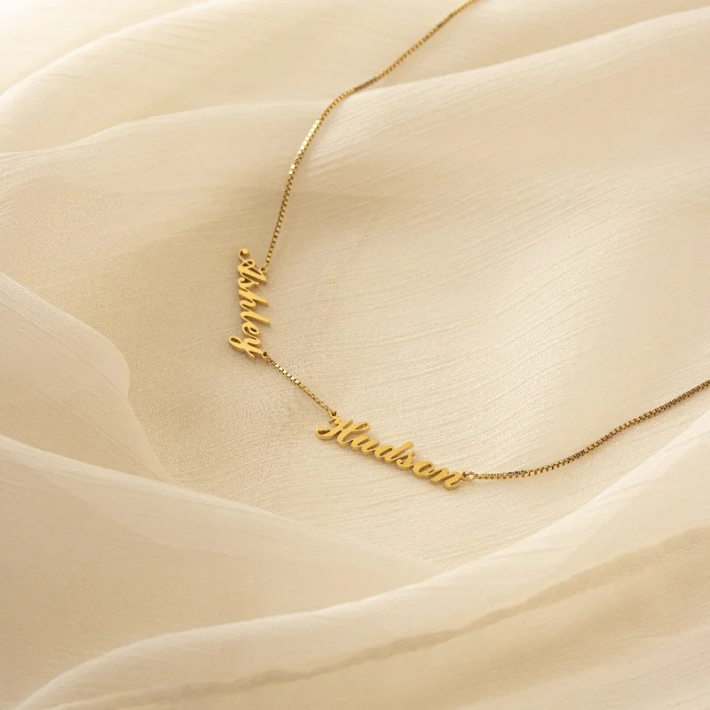 minimalist clover charm bracelet Carrie Multiple Name Necklace in Box Chain