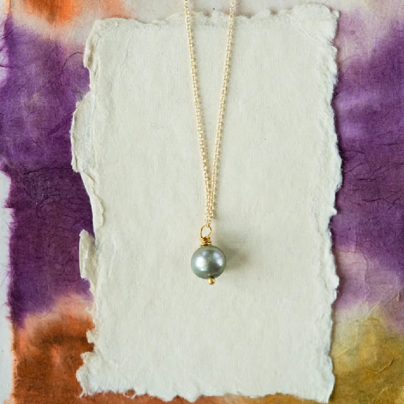 vintage rose-cut diamond ring Green Pearl Necklace