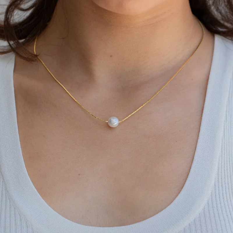 handcrafted turquoise necklace Kennedy Pearl Necklace