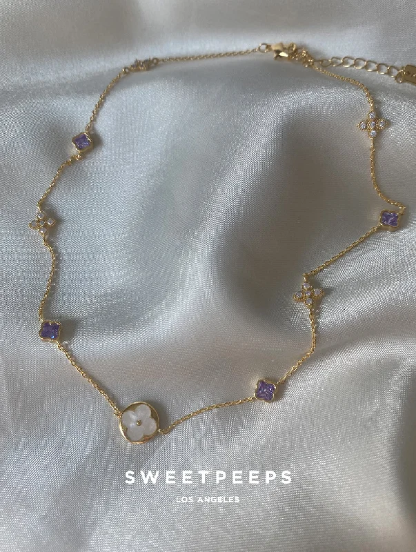 minimalist rose gold bracelet Pearl Clover Choker