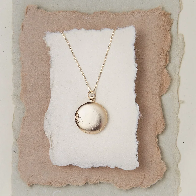 opal cluster ring unique Round Locket