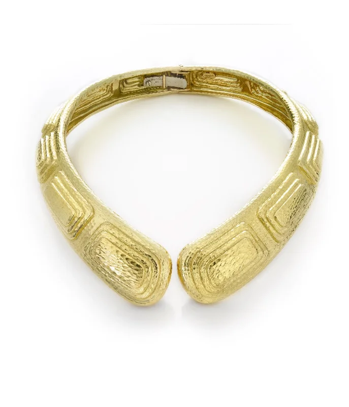 vintage-inspired pearl brooch Step Pyramid Collar