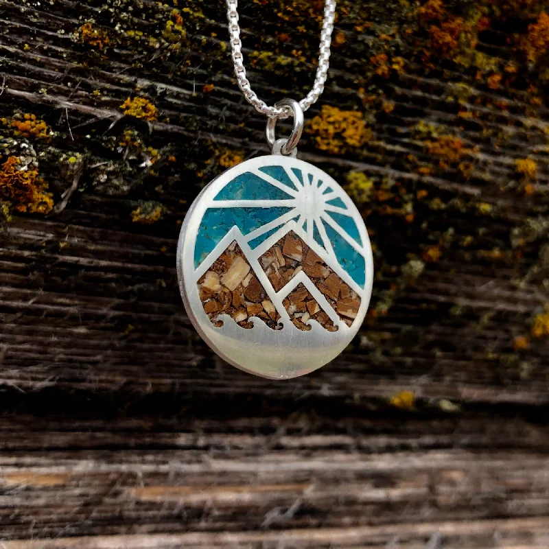 dainty gold chain ring Sun Mountain Wave Inlay