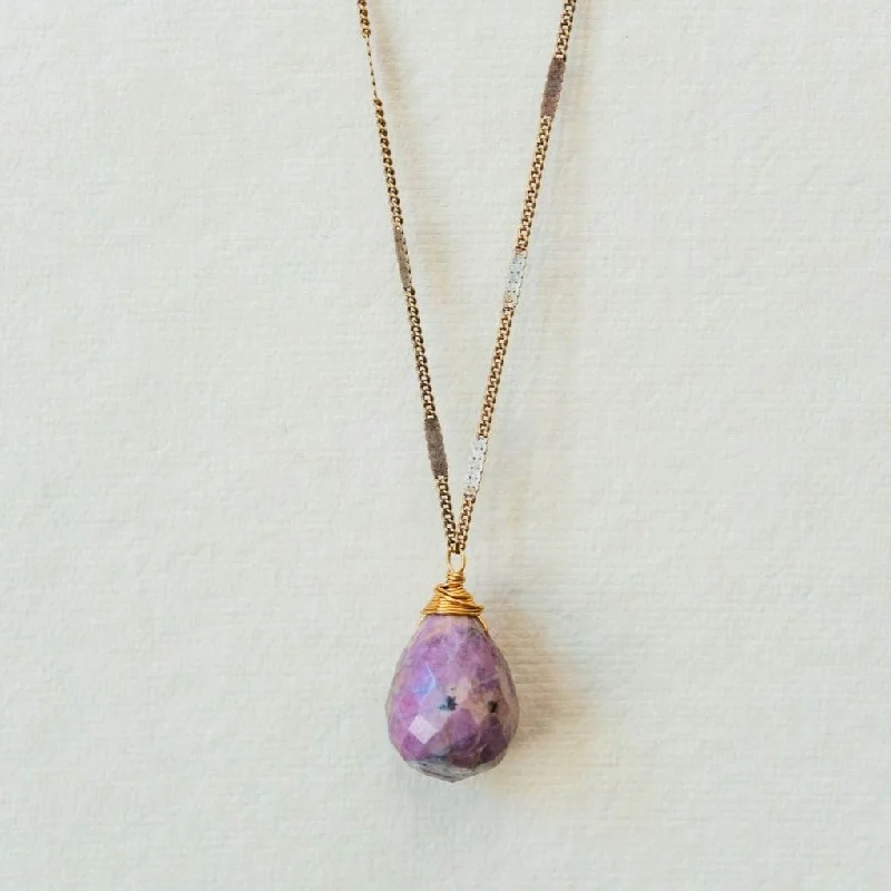 Black Line Rhodonite